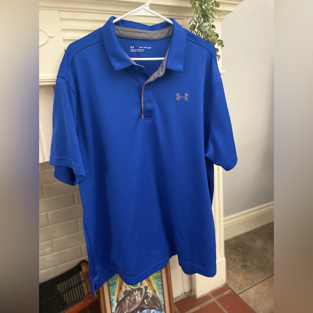 UNDER ARMOR POLO